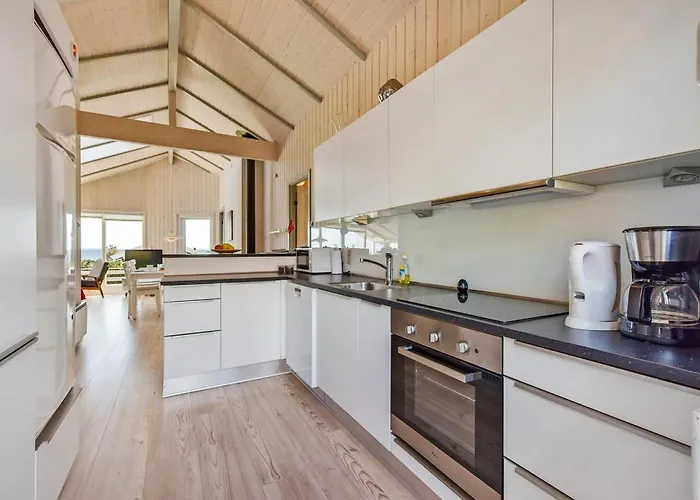 Apsolon - 150m From The Sea By Interhome بيت للعطل Sjolund